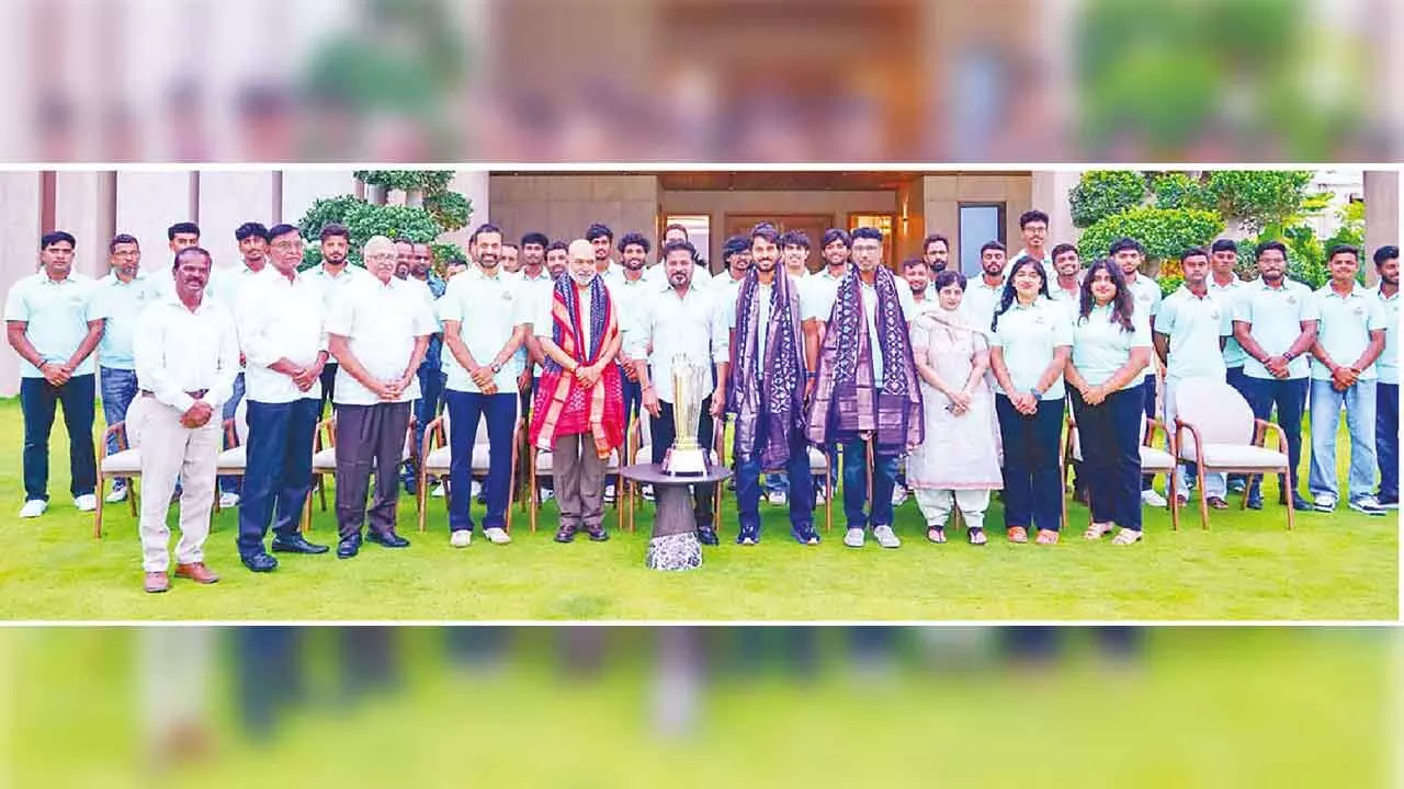 TG 20 లీగ్ విజేతలుగా హైదరాబాద్ ఎ-చాంపియన్స్: నగదు పురస్కారం అందజేత