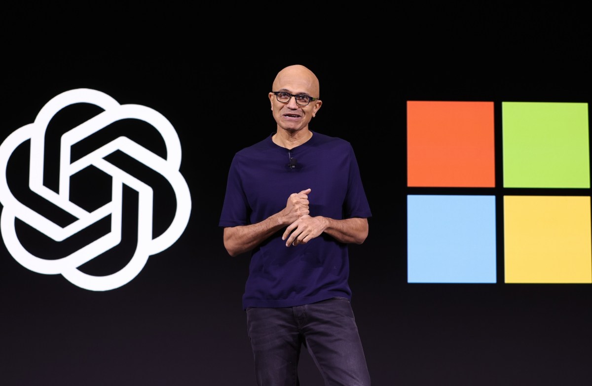 Microsoft CEO హెచ్చరిక: AI మోడల్స్ వాడతారు కంపెనీలు రెండుసార్లు చెల్లిస్తున్నారని