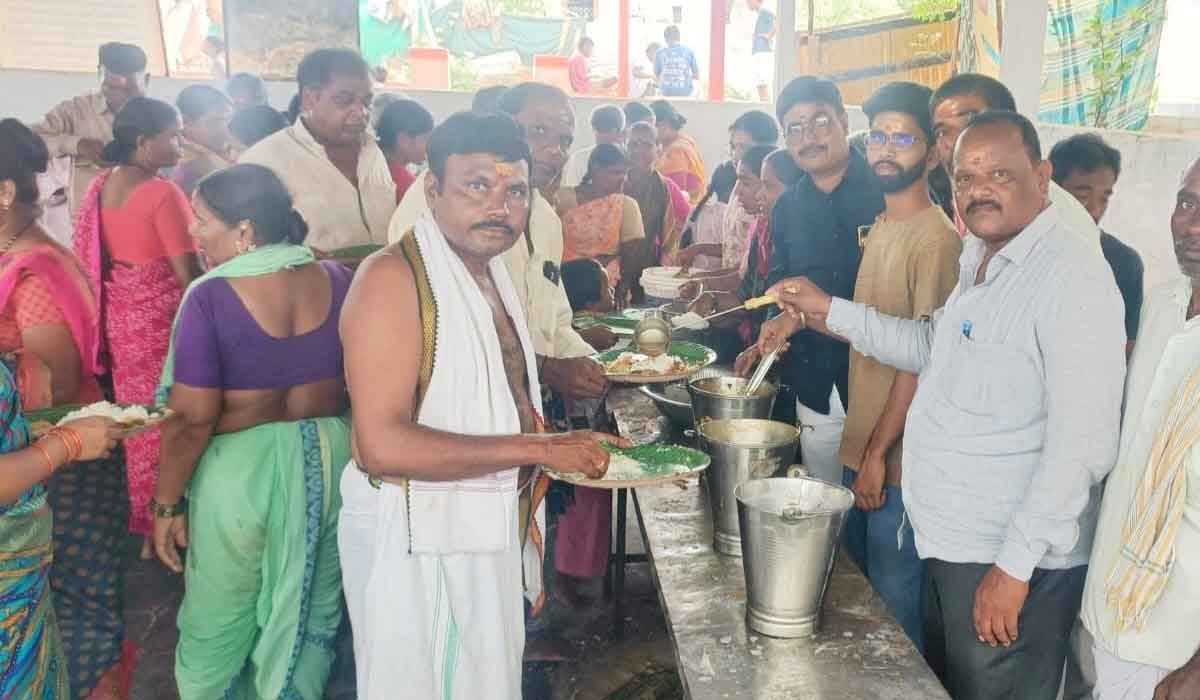 కోటగిరి ముక్తేశ్వరాలయంలో వర్షాల కోసం ప్రత్యేక పూజలు