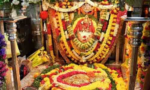 బల్కంపేట బోనాలు: భక్తుల కోసం 80 ప్రత్యేక బస్సులు