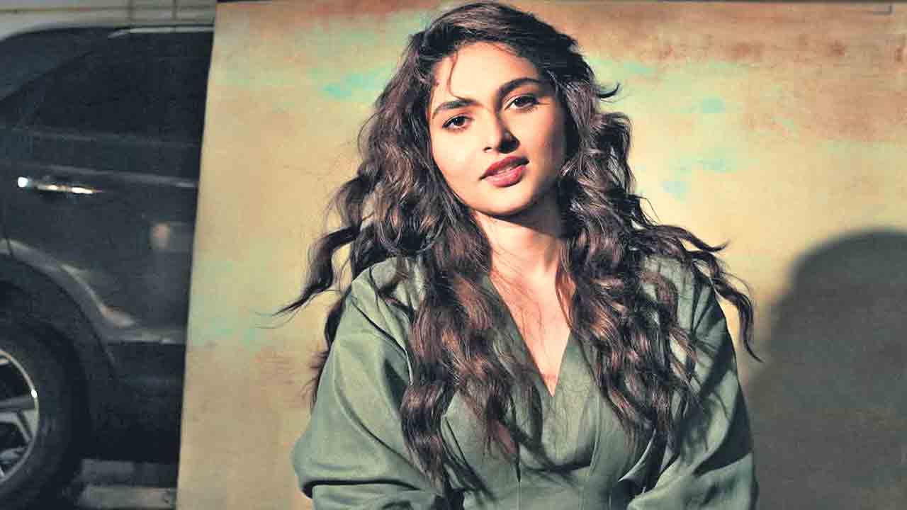 అజిత్ 64వ చిత్రంలో కయాదు లోహర్ కీలక పాత్ర