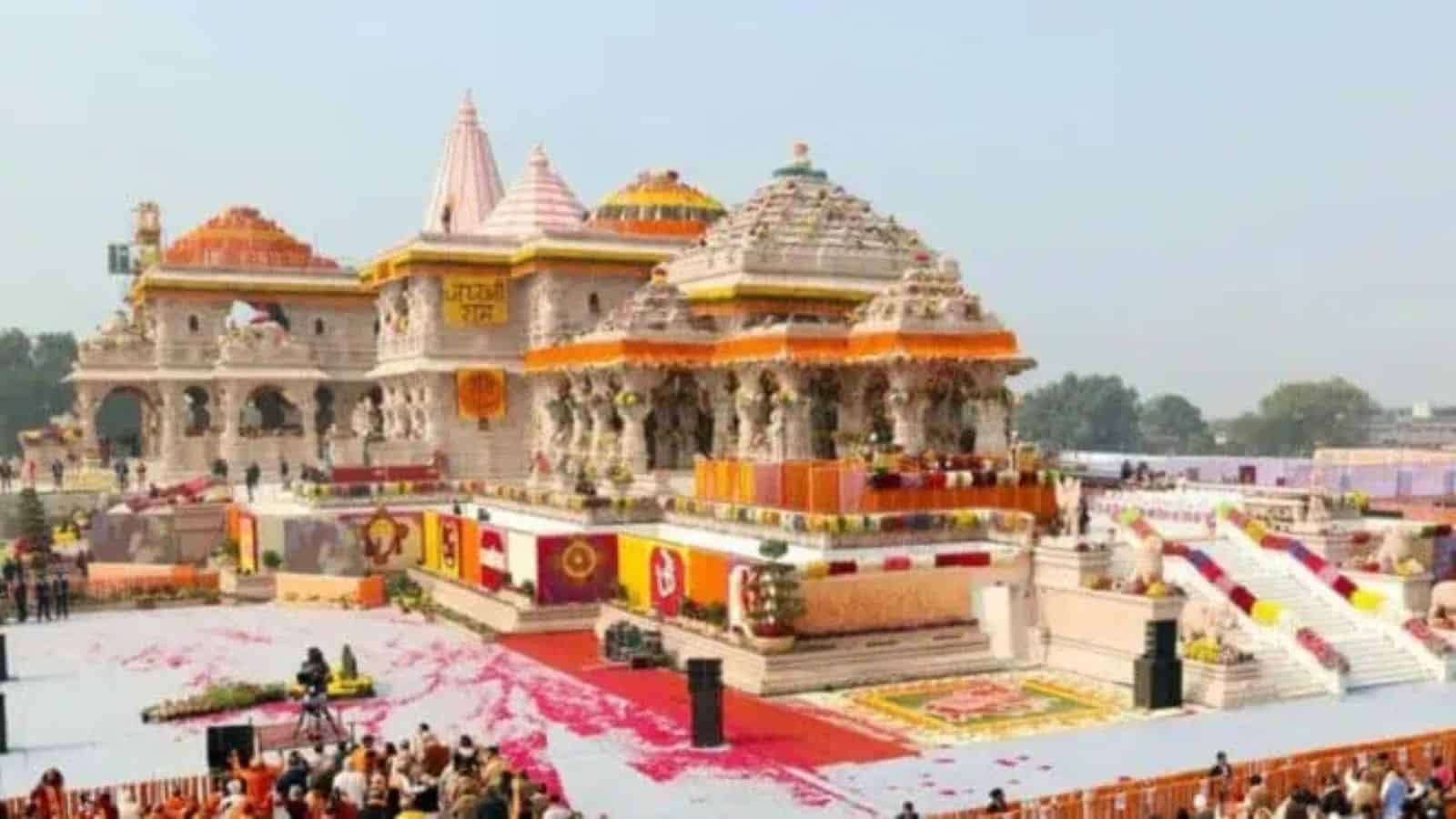 రామ మందిరం ట్రస్ట్ సీఈవో పదవికి మాజీ అధికారుల దరఖాస్తుల వెల్లువ
