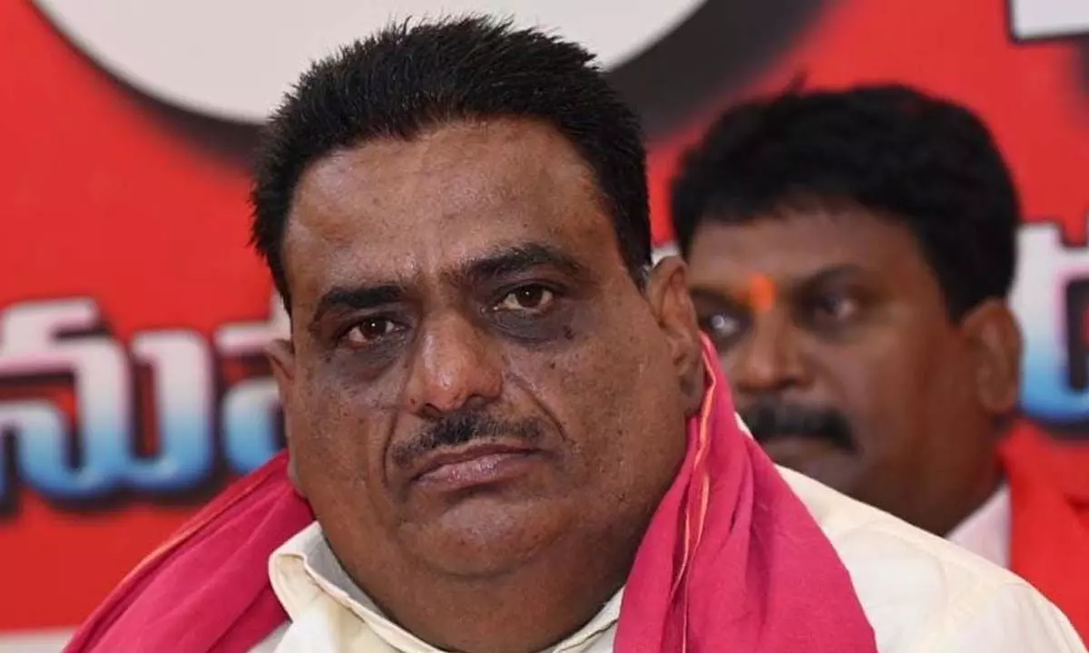 వాంగ్చుక్ నిరాహార దీక్షను పోలీసులు అడ్డుకున్నందుకు సీపీ ఠక్కళ్లపల్లి స్రినివాస్ రావు నిందించారు
