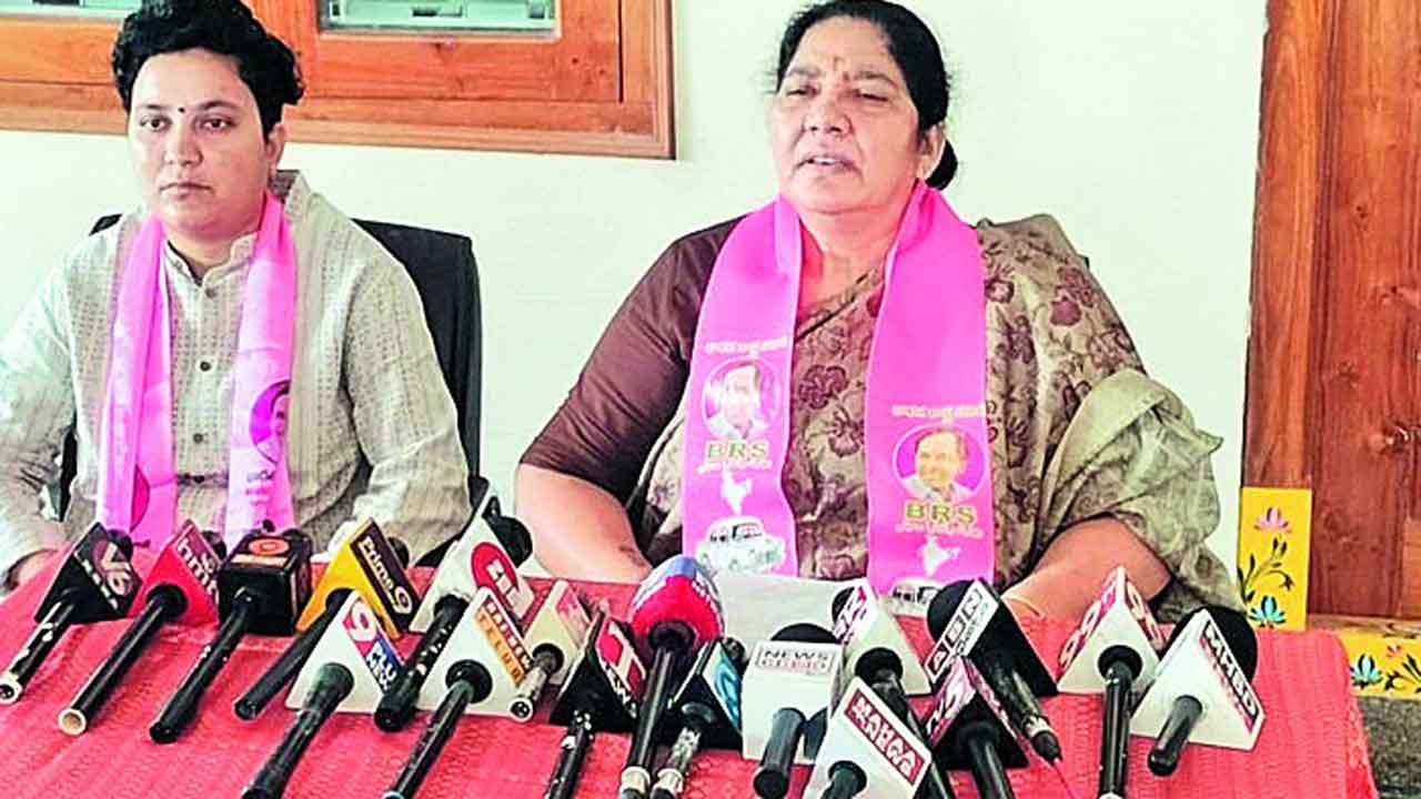 సత్యవతి రాధోడ్‌: బీజేపీ గిరిజనులను విస్మరించింది