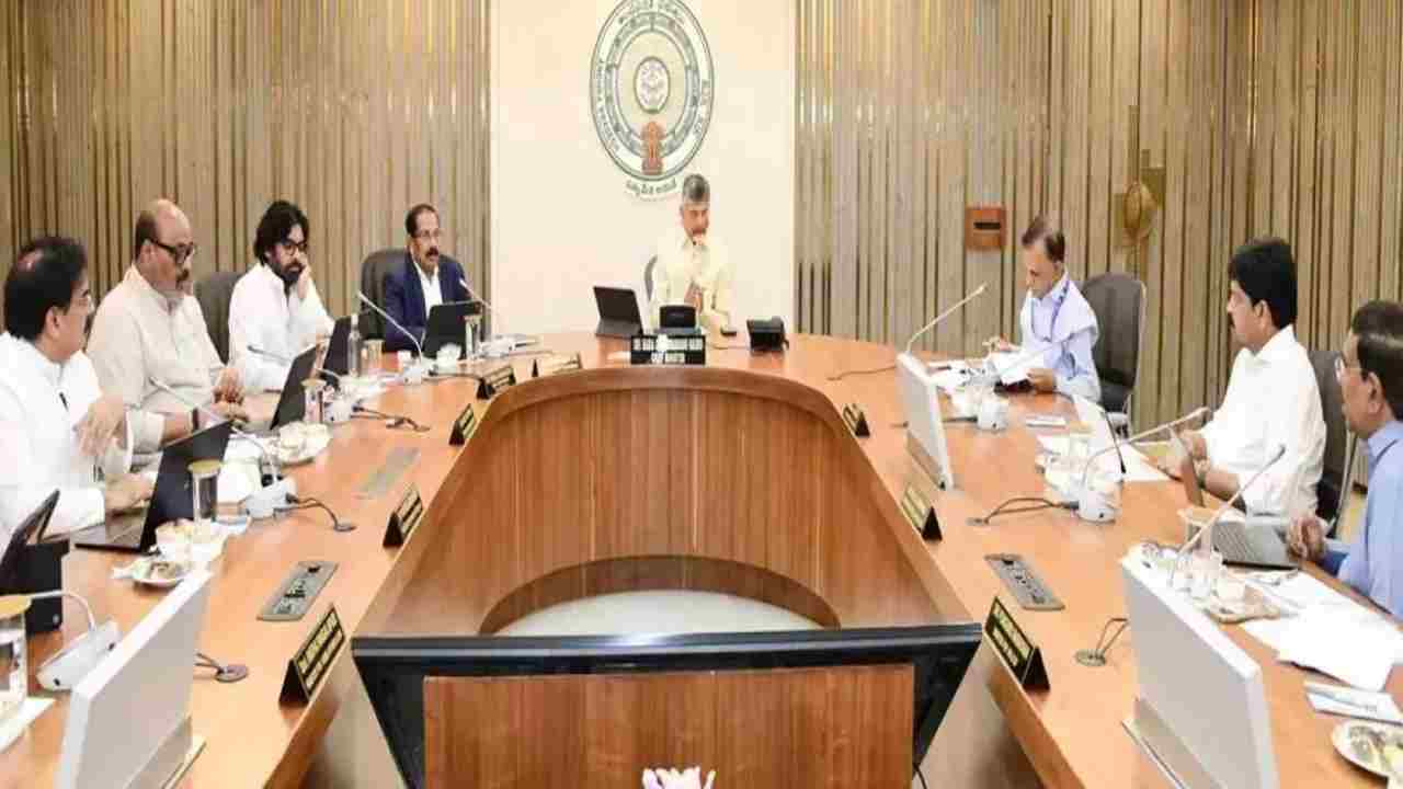 AP క్యాబినెట్: అమరావతి రైతులకు 1.50 లక్షల రుణమాఫీ, నిరుద్యోగులకు ఉద్యోగాలు