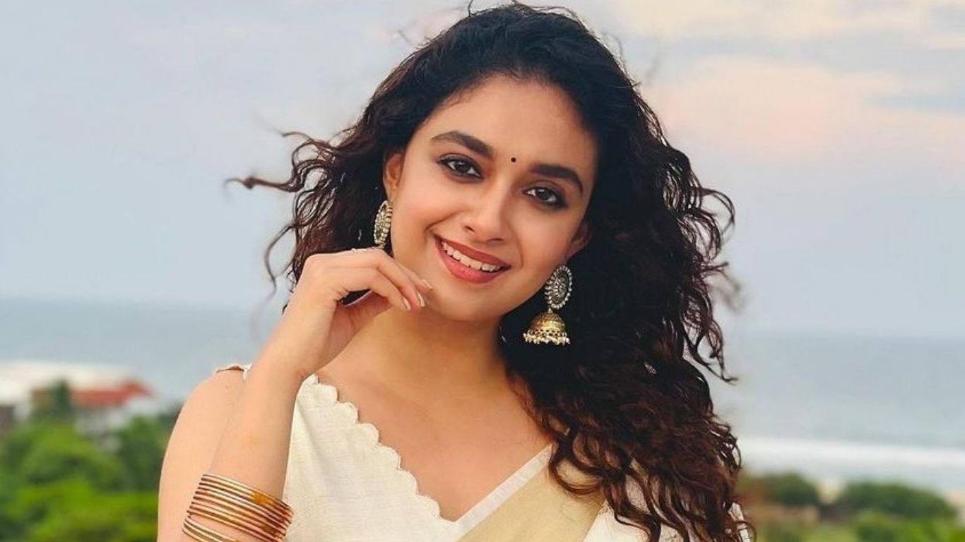 41 గంటల నాన్-స్టాప్ షూటింగ్: కీర్తి సురేష్ బిజీ షెడ్యూల్
