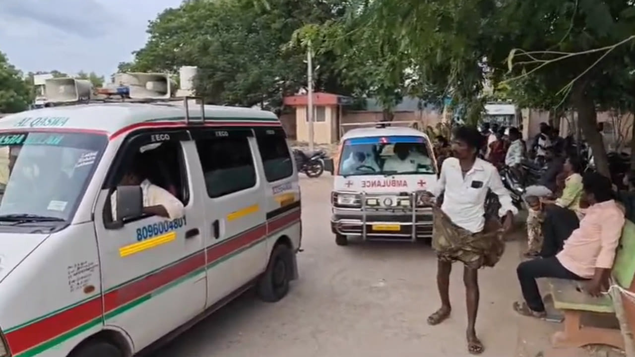 కర్నూలు ప్రమాదం: పెళ్లి పత్రికలు, నవవరుడు ప్రాణాలు