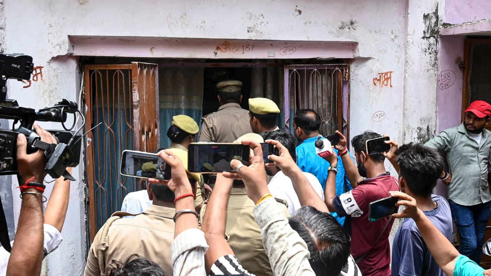 విహిపి అఖిలేష్ ప్రకటనను ఖండించింది, పోలీస్ చర్యలు కోరింది