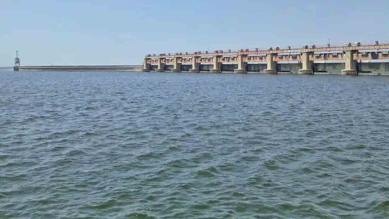 రేవంత్ ప్రభుత్వం నీటి సంక్షోభం హెచ్చరిక