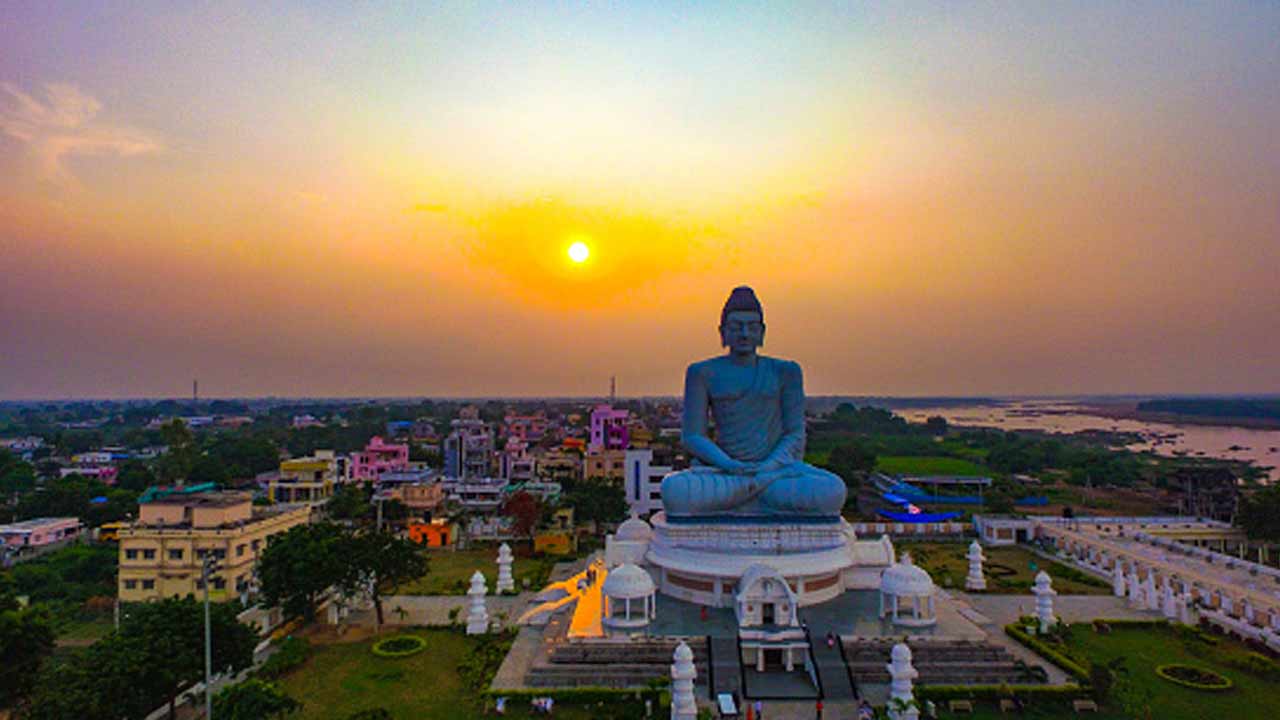 Amaravati Land Pooling: అమరావతిలో మరో విడత ల్యాండ్ పూలింగ్.. 1,654 ఎకరాల భూమి సమీకరణకు నోటిఫికేషన్..