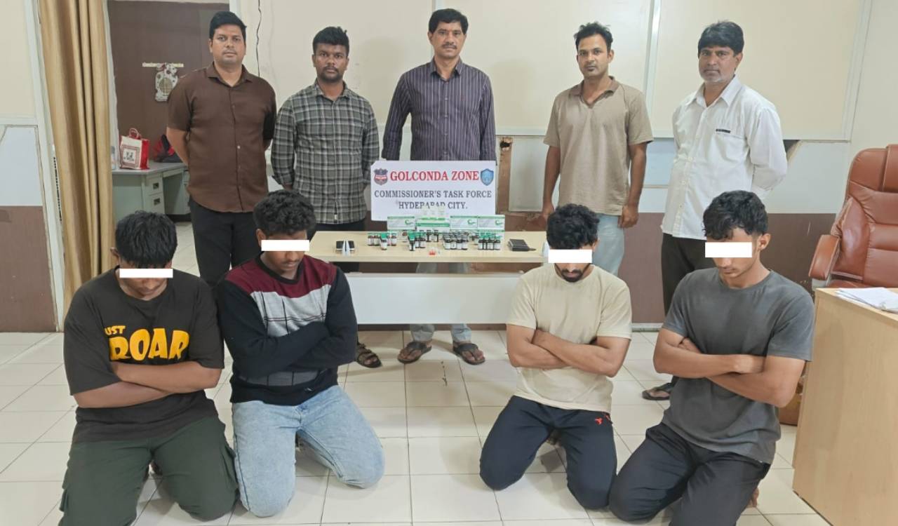 బాడీబిల్డింగ్ ఇంజెక్షన్లను చట్టవిరుద్ధంగా విక్రయిస్తున్న నలుగురిని హైదరాబాద్ టాస్క్ ఫోర్స్ అరెస్టు చేసింది.