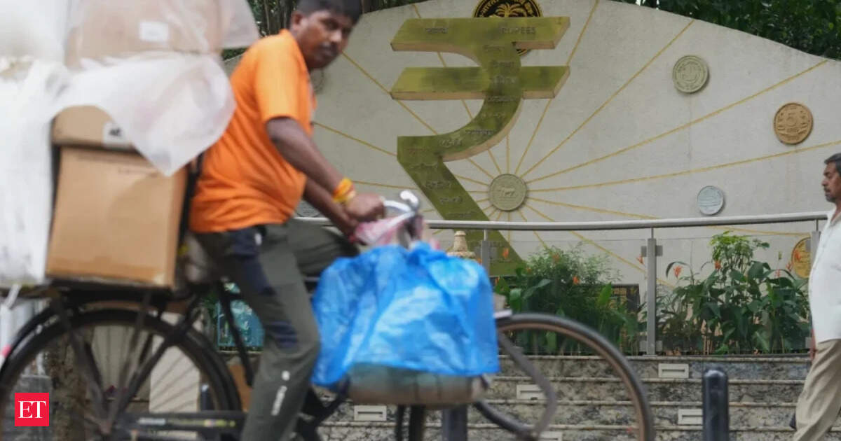 బ్యాంకుల్లో రూ. 86,917 కోట్ల క్లెయిమ్ చేయని డిపాజిట్లు
