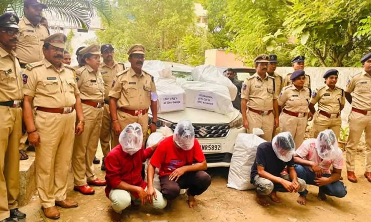 భద్రాచలంలో 101 కిలోల గాంజా పట్టివేత, నలుగురు అరెస్ట్