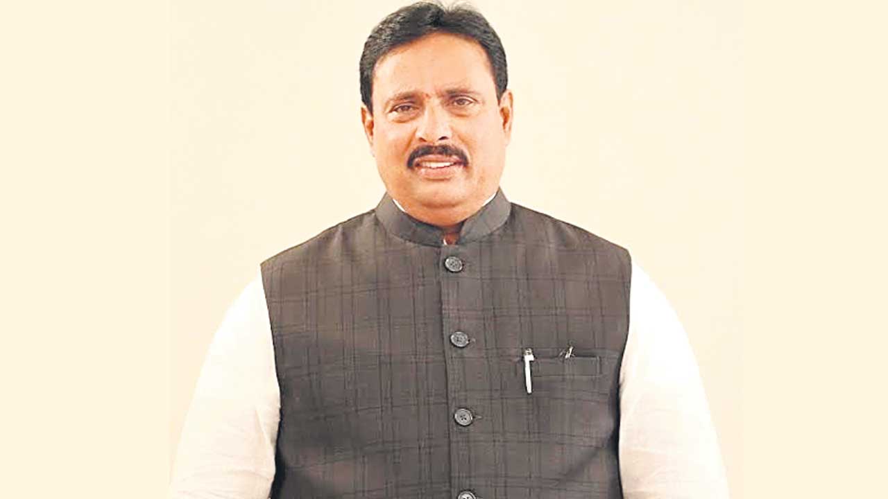 బీఆర్‌ఎస్‌ పార్టీలోనే దానం నాగేందర్: హైకోర్టులో న్యాయవాది వాదన
