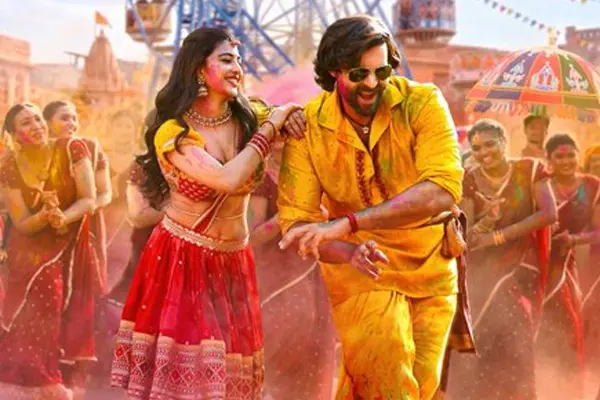 వరుణ్ తేజ్ డ్యాన్స్ నంబర్ రాసా గుమ్మడి