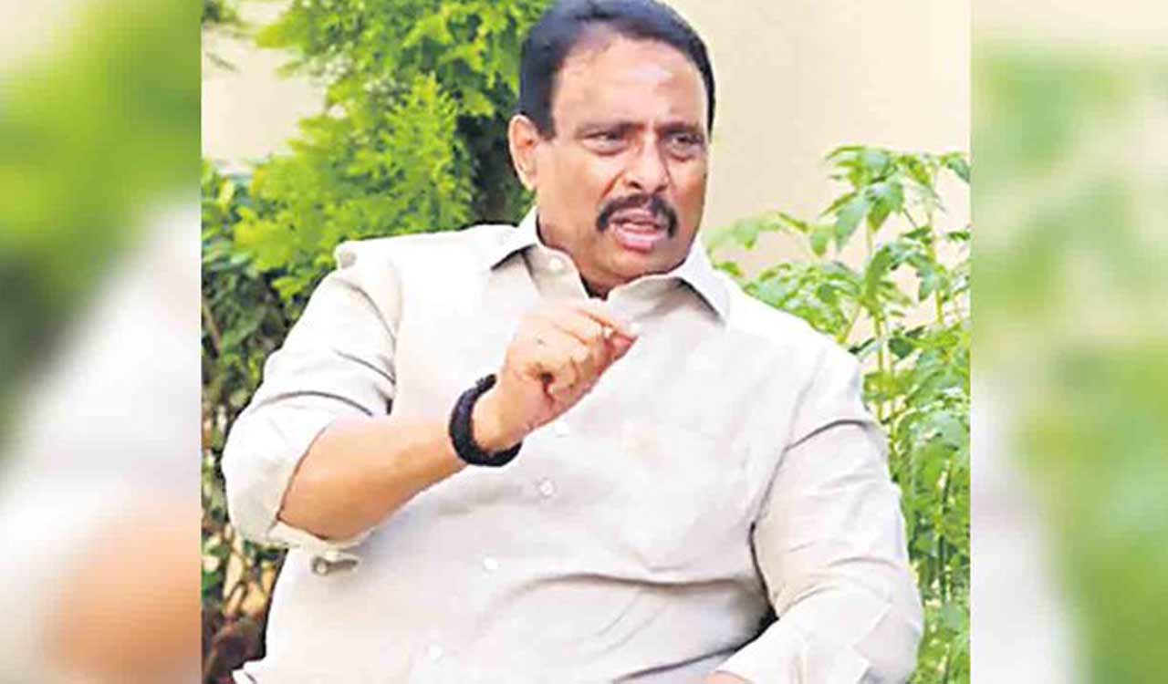 కాంగ్రెస్ మంత్రివర్గంలో సమన్వయం లేదు: డానం నాగేందర్ విమర్శ