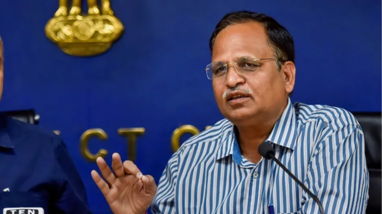 ఢిల్లీ జల బోర్డు అవినీతి కేసులో మాజీ మంత్రి సత్యేంద్ర జైన్ అరెస్ట్