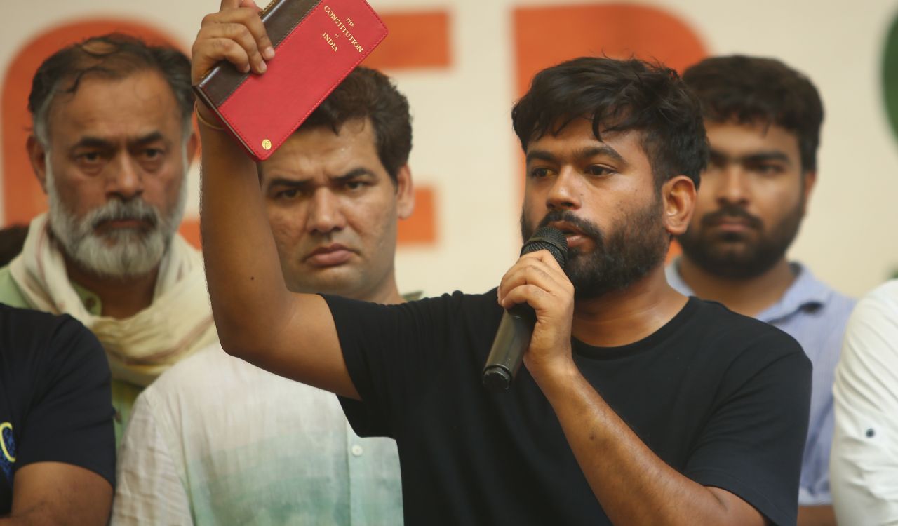 ఢిల్లీ నిరసనల తర్వాత సంస్థాగత బలోపేతంపై కాక్రోచ్ జనతా పార్టీ దృష్టి