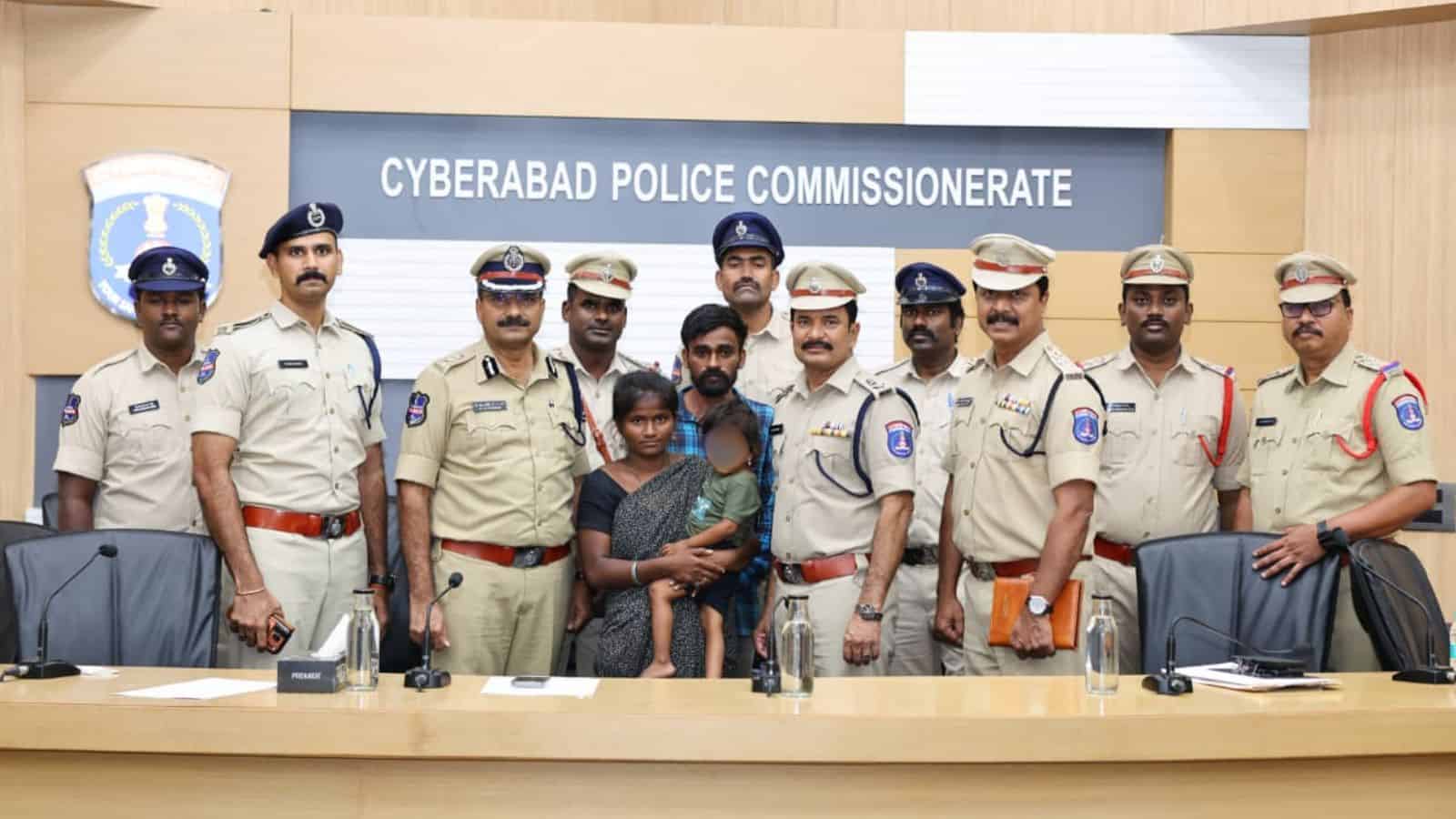 హైదరాబాద్లో బాలిక విక్రయం: ముగ్గురు అరెస్ట్, చిన్నారి రక్షణ