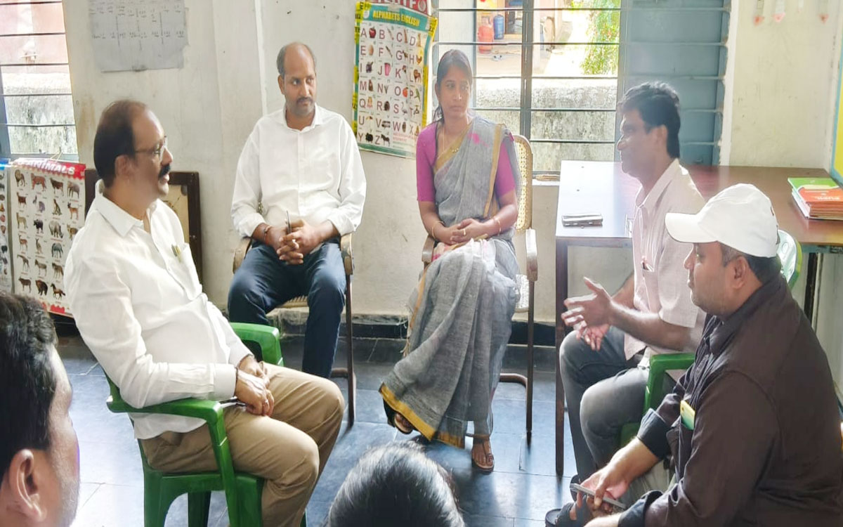ఏదులాపురం మున్సిపల్ చైర్మన్: ప్రభుత్వ పాఠశాలల బలోపేతం లక్ష్యం
