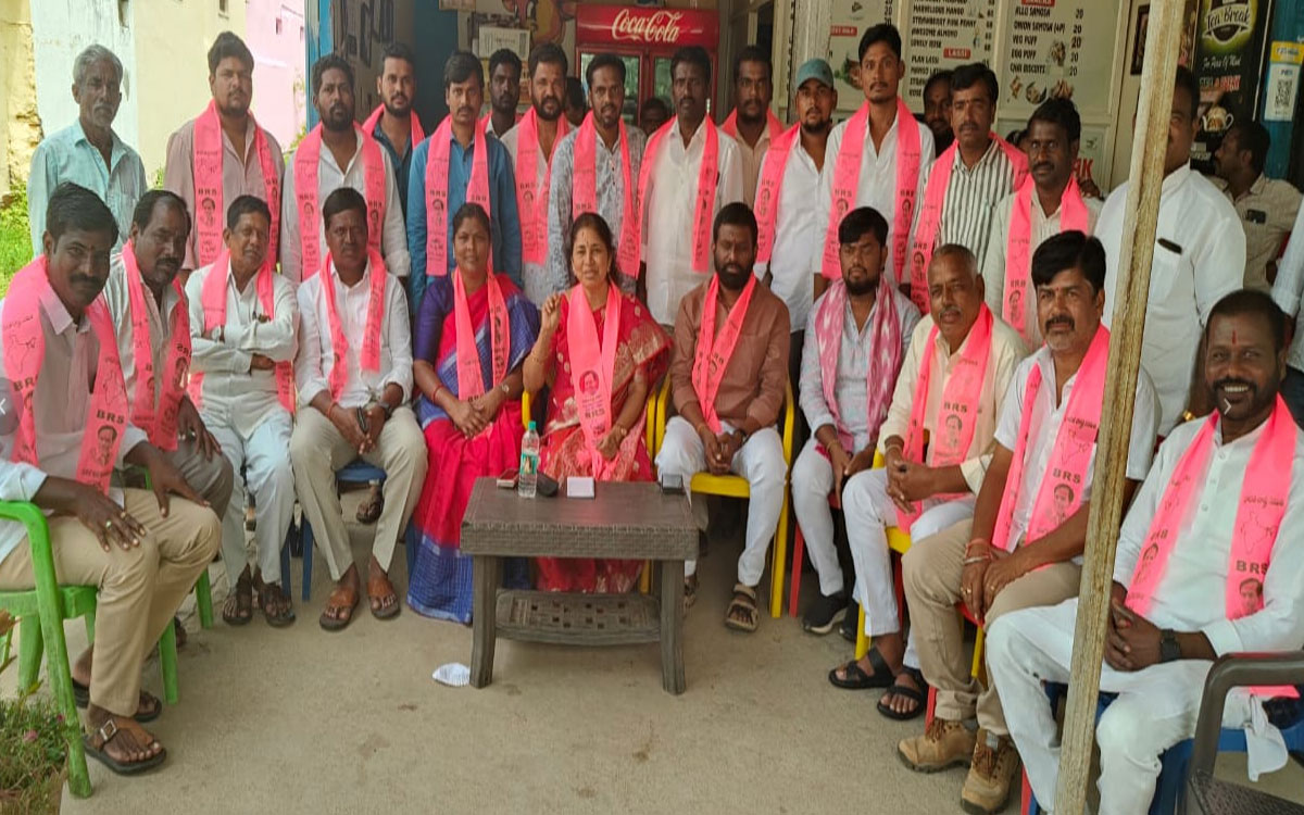 గంధమల్ల ప్రాజెక్టు పనులు వెంటనే ప్రారంభించాలి: సునీతా మహేందర్‌రెడ్డి