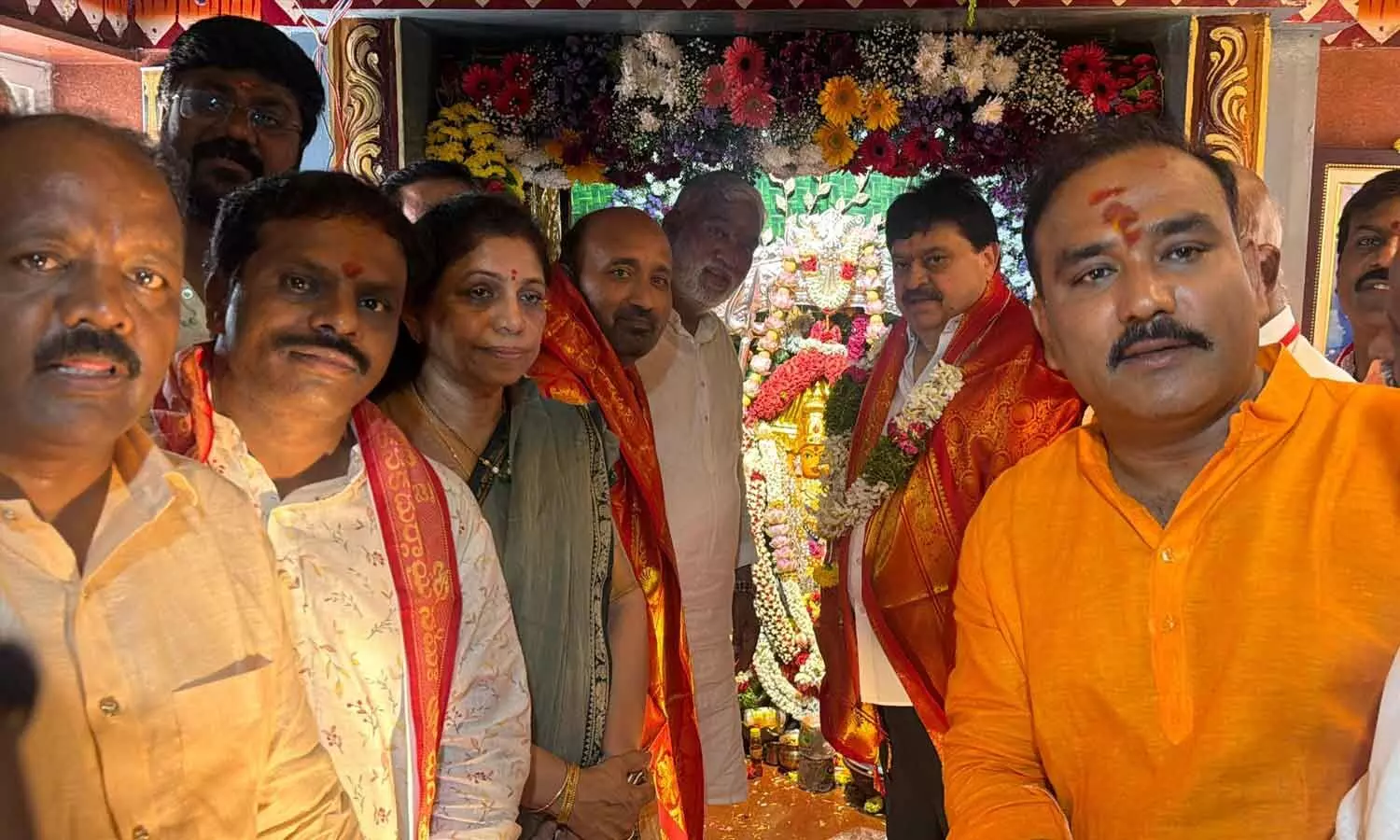 హైదరాబాద్‌లో బోనాల వేడుకలు: ఏడు దేవాలయాల్లో కిషన్ రెడ్డి ప్రార్థనలు
