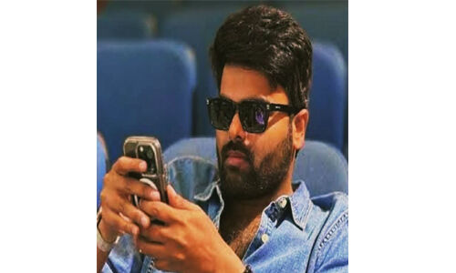 హైదరాబాద్లో డైరెక్టర్ పవన్ సాదినేని అరెస్ట్