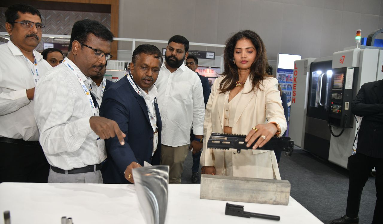హైదరాబాద్లో HIMTEX 2026 ప్రారంభం, 300 సంస్థల ప్రదర్శన