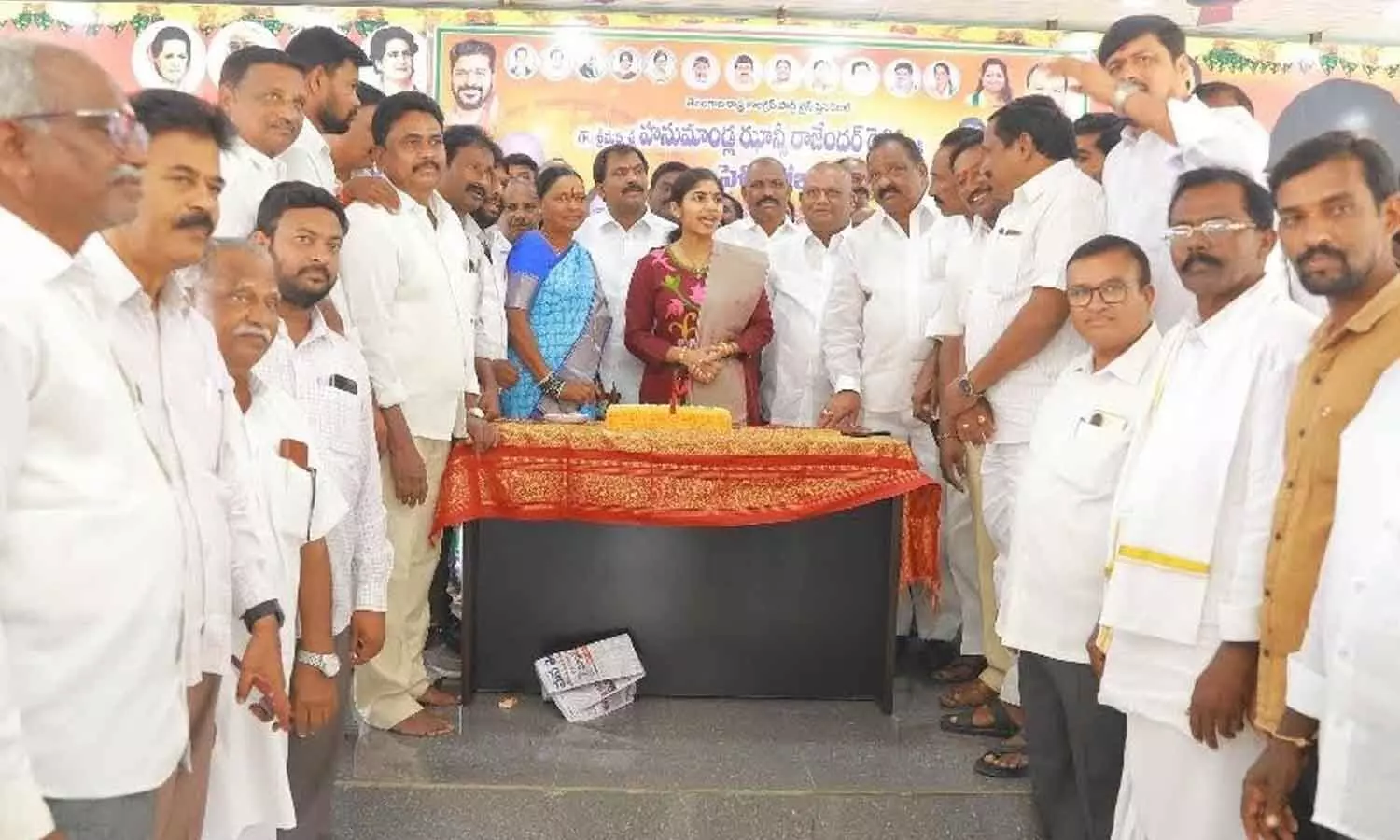 జంషి రాజేందర్ రెడ్డి వివాహ వార్షికోత్సవ వేడుకలో ఎమ్మెల్యే యశోస్విని రెడ్డి