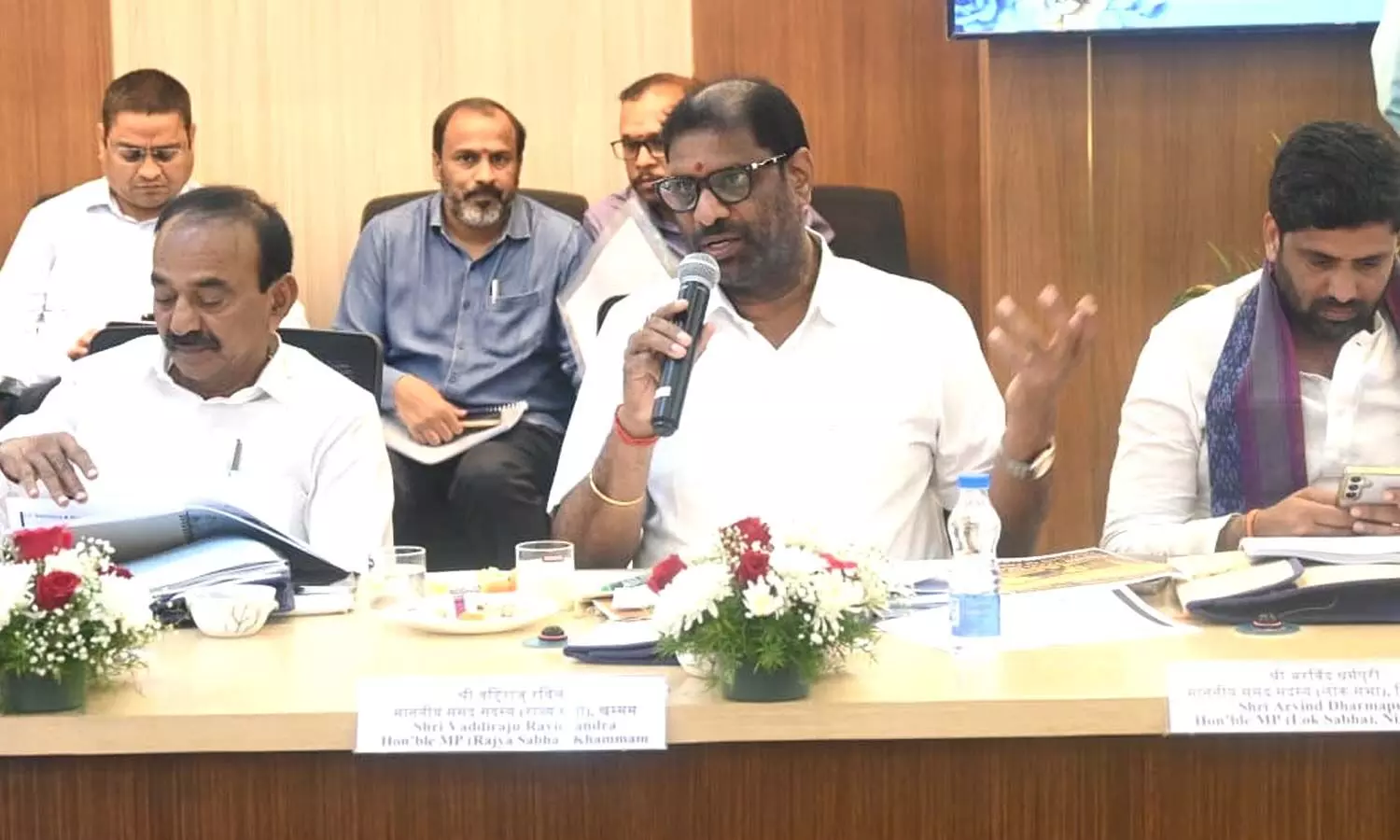 కాజీపేట, కొత్తగూడెంలలో కొత్త రైల్వే డివిజన్లు ఏర్పాటు చేయాలి: ఎంపీ వడ్డిరాజు