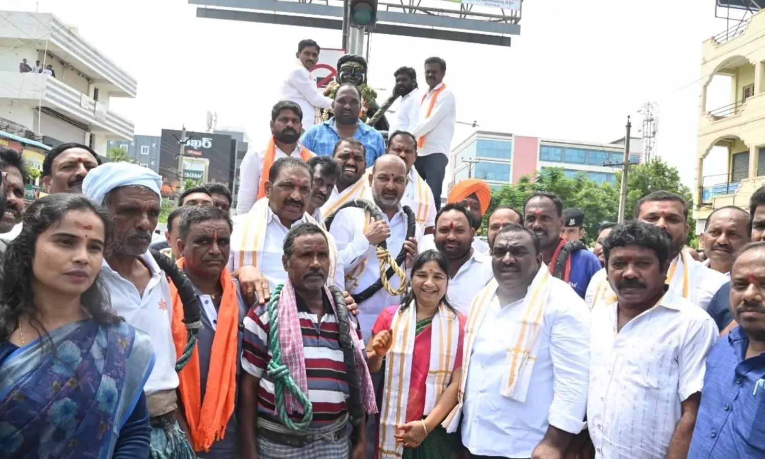 కరీంనగర్‌లో సర్దార్ సర్వై పాపన్న జయంతి వేడుకలు: బండి సంజయ్
