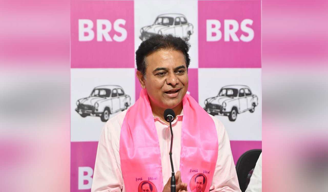 కేటీఆర్ ఎన్నిక చెల్లుబాటు: పిటిషన్ను కొట్టివేసిన తెలంగాణ హైకోర్టు