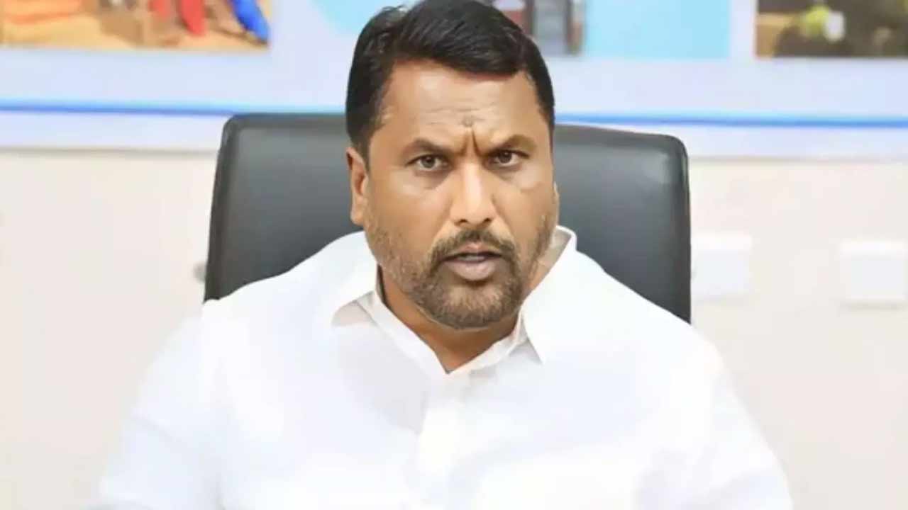 కేటీఆర్పై మంత్రి అడ్లూరి లక్ష్మణ్ కుమార్ తీవ్ర విమర్శలు