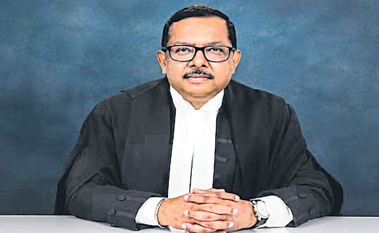 కొలీజియం నిర్ణయాల్లో పారదర్శకత లోపించింది: జస్టిస్ ఉజ్జల్ భూయాన్