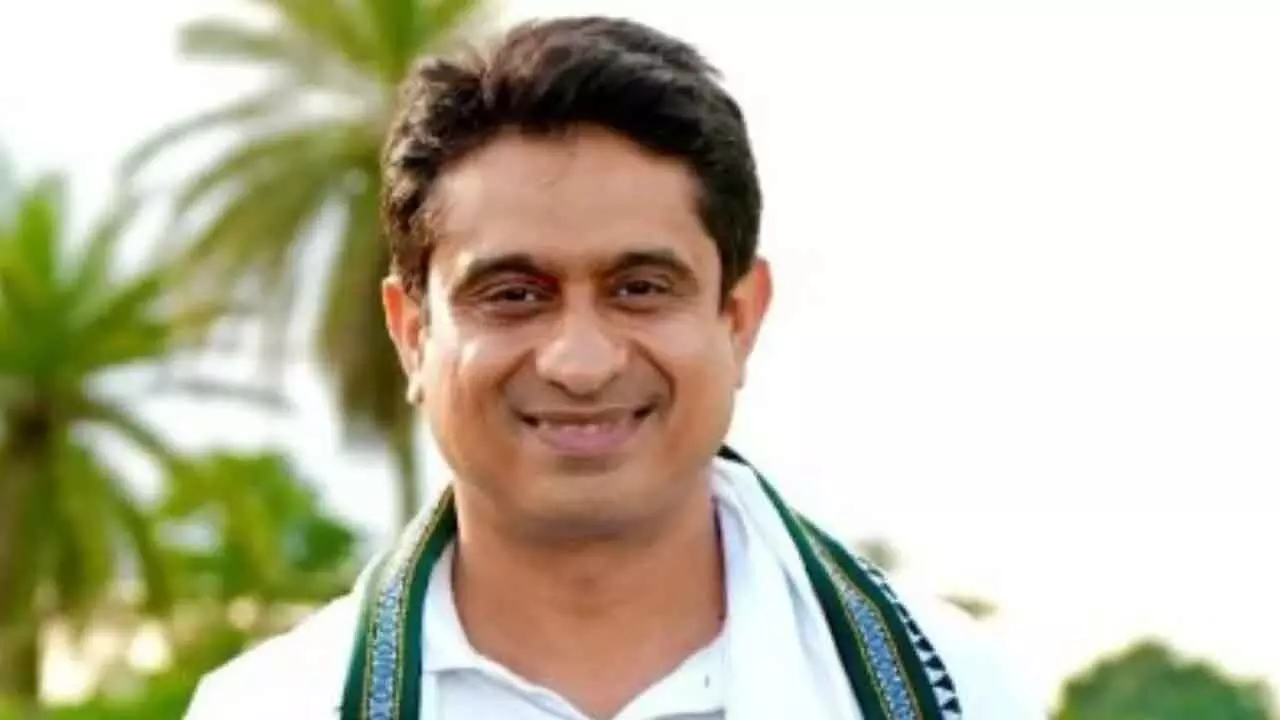 యూత్ కాంగ్రెస్ నోటీసు జక్కిది శివచరణ్ రెడ్డీకి