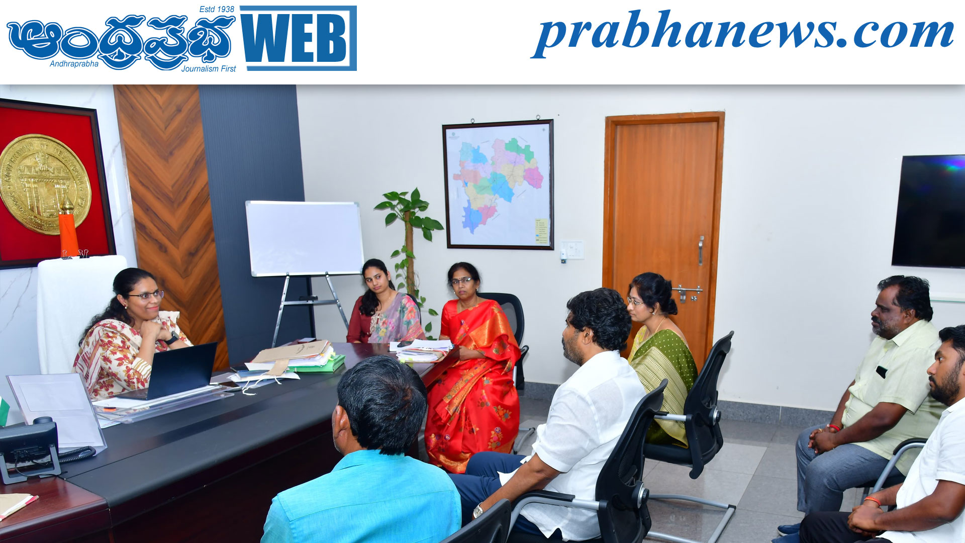 మహబూబ్‌నగర్‌లో మట్టి వినాయక విగ్రహాల వినియోగానికి కలెక్టర్ పిలుపు