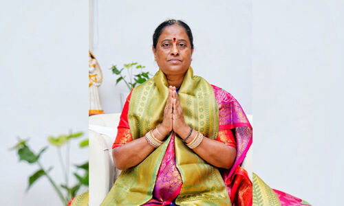 మంత్రి కొండా సురేఖపై సొంత పార్టీ ఎమ్మెల్యేల తిరుగుబాటు