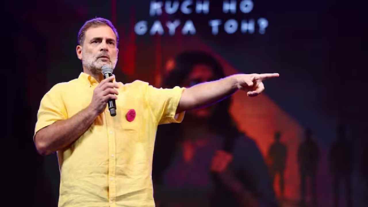 మనుస్మృతిపై రాహుల్ గాంధీ వ్యాఖ్యలు, హిజాబ్ వీడియోతో బీజేపీ కౌంటర్