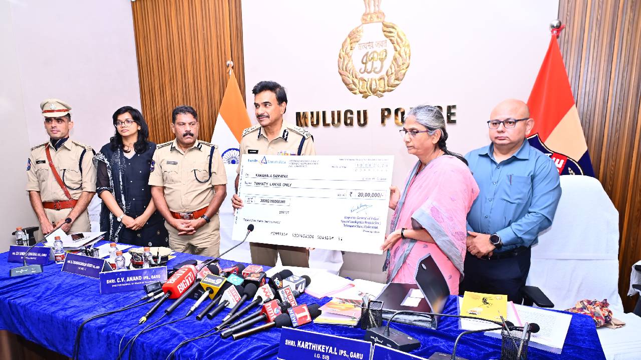 మావోయిస్టులు లొంగిపోవాలి: డీజీపీ సీవీ ఆనంద్ విజ్ఞప్తి