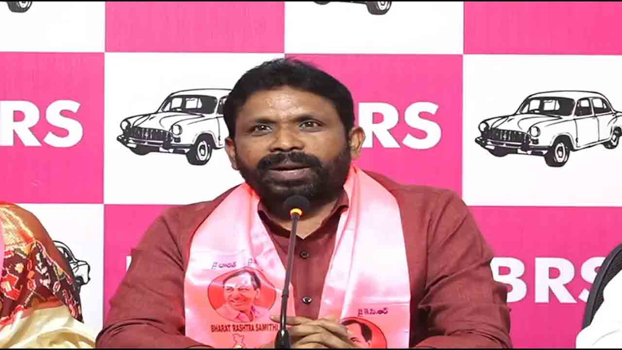 ఎంపీ ధర్మపురి అరవింద్ వ్యాఖ్యలపై బీఆర్ఎస్ నేత ఎర్రోళ్ల శ్రీనివాస్ మండిపాటు