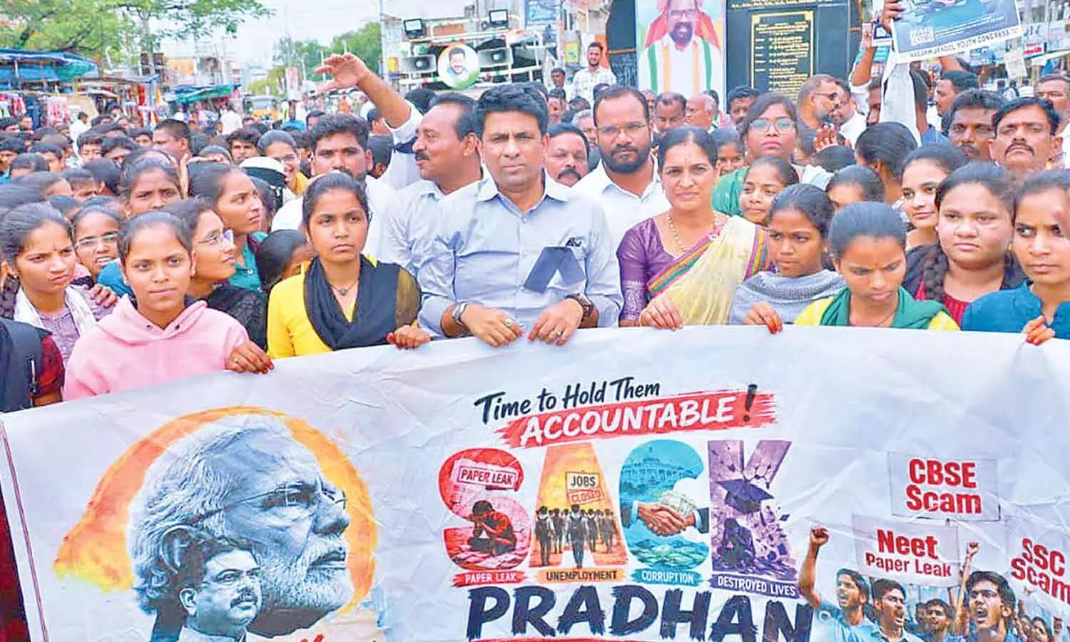 నాగార్కూర్నూల్లో కాంగ్రెస్ నిరసన: రాహుల్ గాంధీ అరెస్టుపై ఆగ్రహం