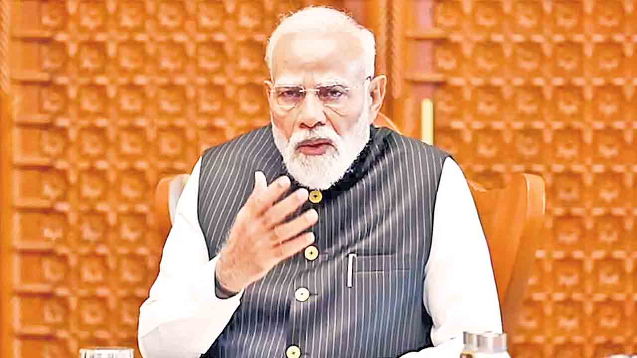 NEET పేపర్ లీక్‌పై ప్రధాని మోదీ కఠిన నిర్ణయాలు