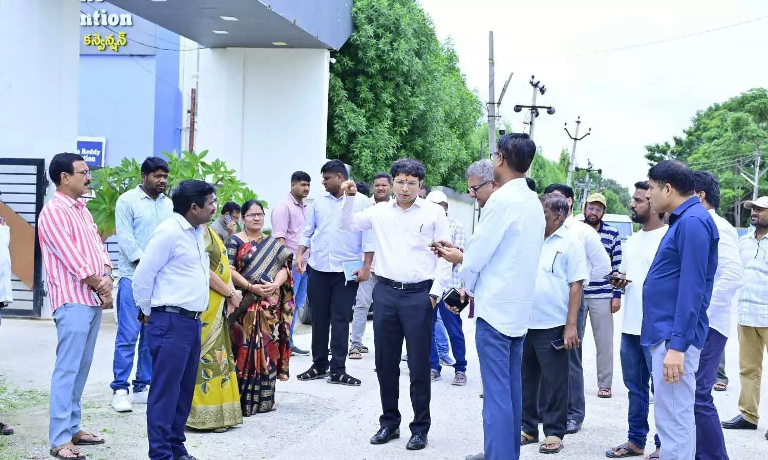 నిజామాబాద్లో స్మార్ట్ రేషన్ కార్డుల పంపిణీ