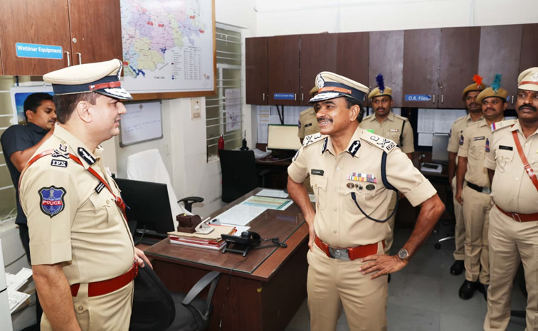 డీజీపీ ఆనంద్: స్పెషల్ బెటాలియన్లకు కొత్త బలోపేతం