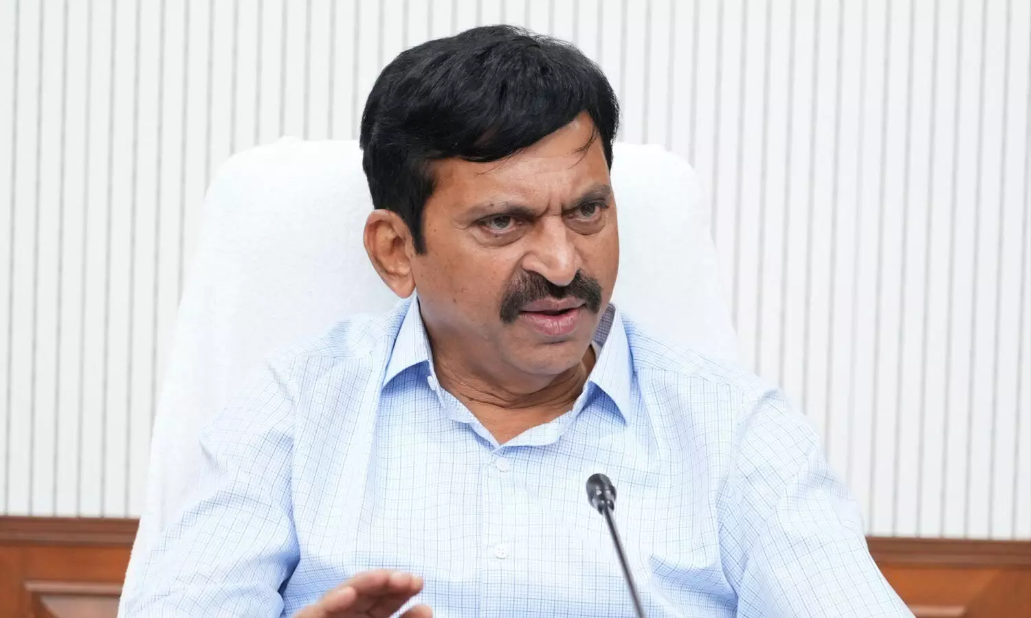 ఓటర్ల జాబితా సవరణ పూర్తయ్యాకే స్థానిక సంస్థల ఎన్నికలు: పొంగులేటి