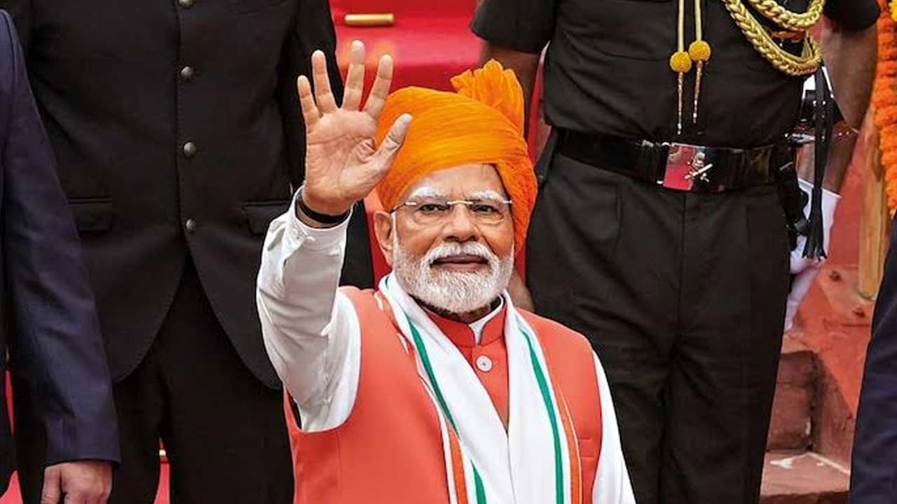 ప్రధాని మోడీ 25 ఏళ్ల ప్రజా సేవ: దేశవ్యాప్తంగా సేవా కార్యక్రమాలు