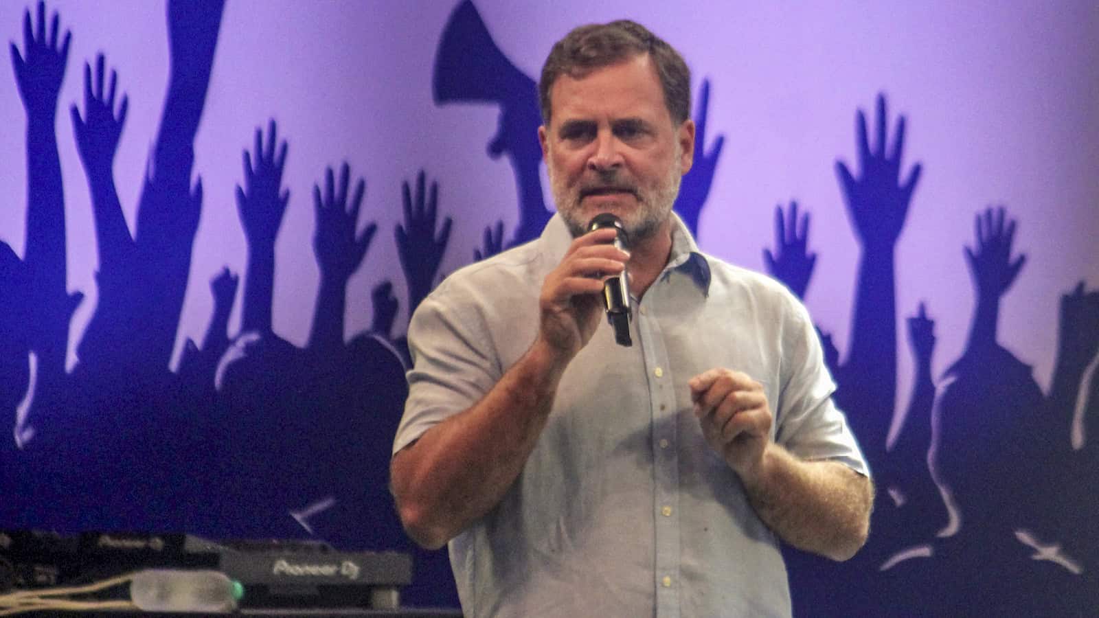 పేపర్ లీక్స్పై రాహుల్ గాంధీ: వ్యవస్థలో మార్పులు తప్పనిసరి