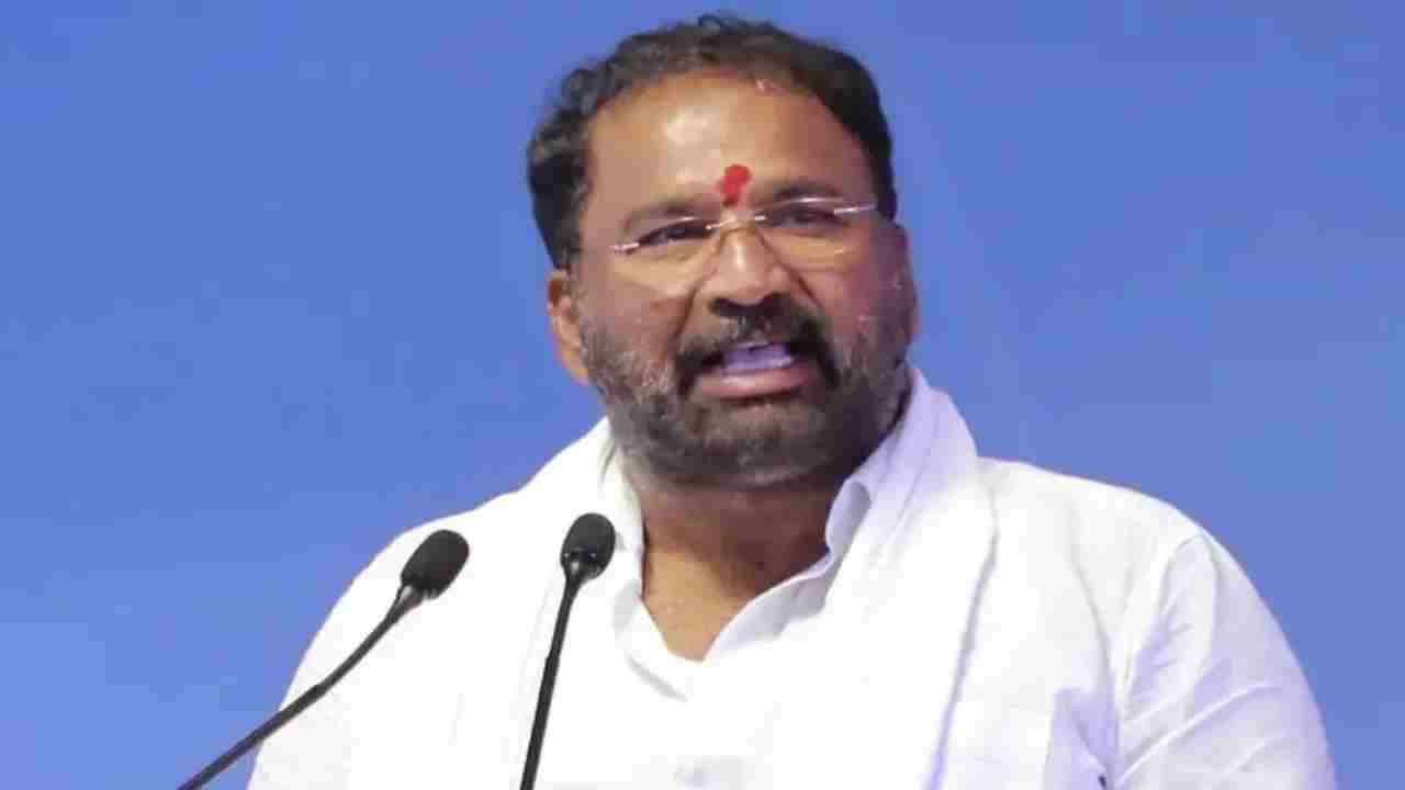రాష్ట్రవ్యాప్తంగా ఫిష్ క్యాంటీన్లు: మంత్రి వాకిటి శ్రీహరి కీలక నిర్ణయం