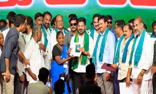 సీఎం రేవంత్ రైతులకు మ్యాప్ ఆధారిత పథకాలు