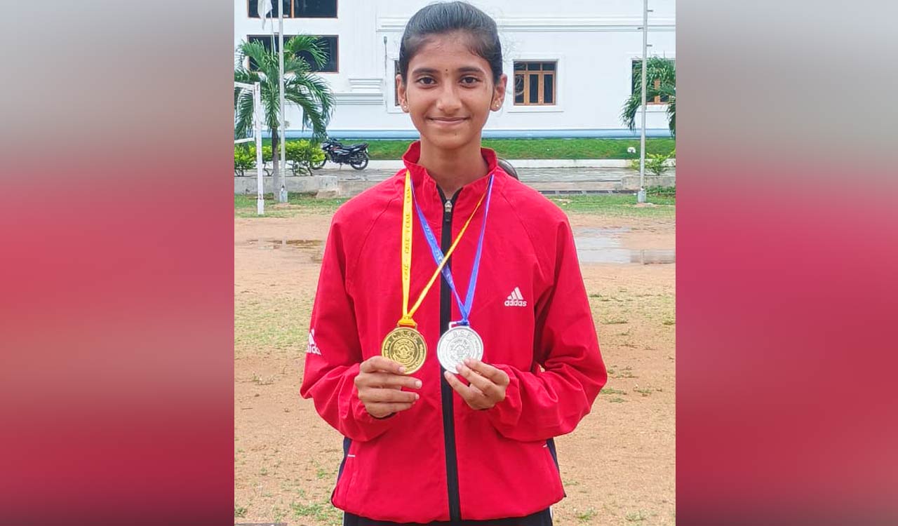సీబీఎస్ఈ నేషనల్స్‌కు కరీంనగర్ క్రీడాకారిణి నాగ చైత్ర అర్హత